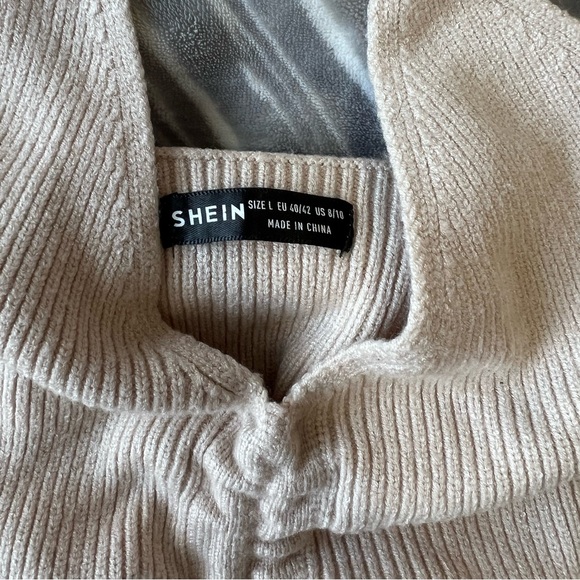 Scrunched Crop Top - Picture 2 of 2